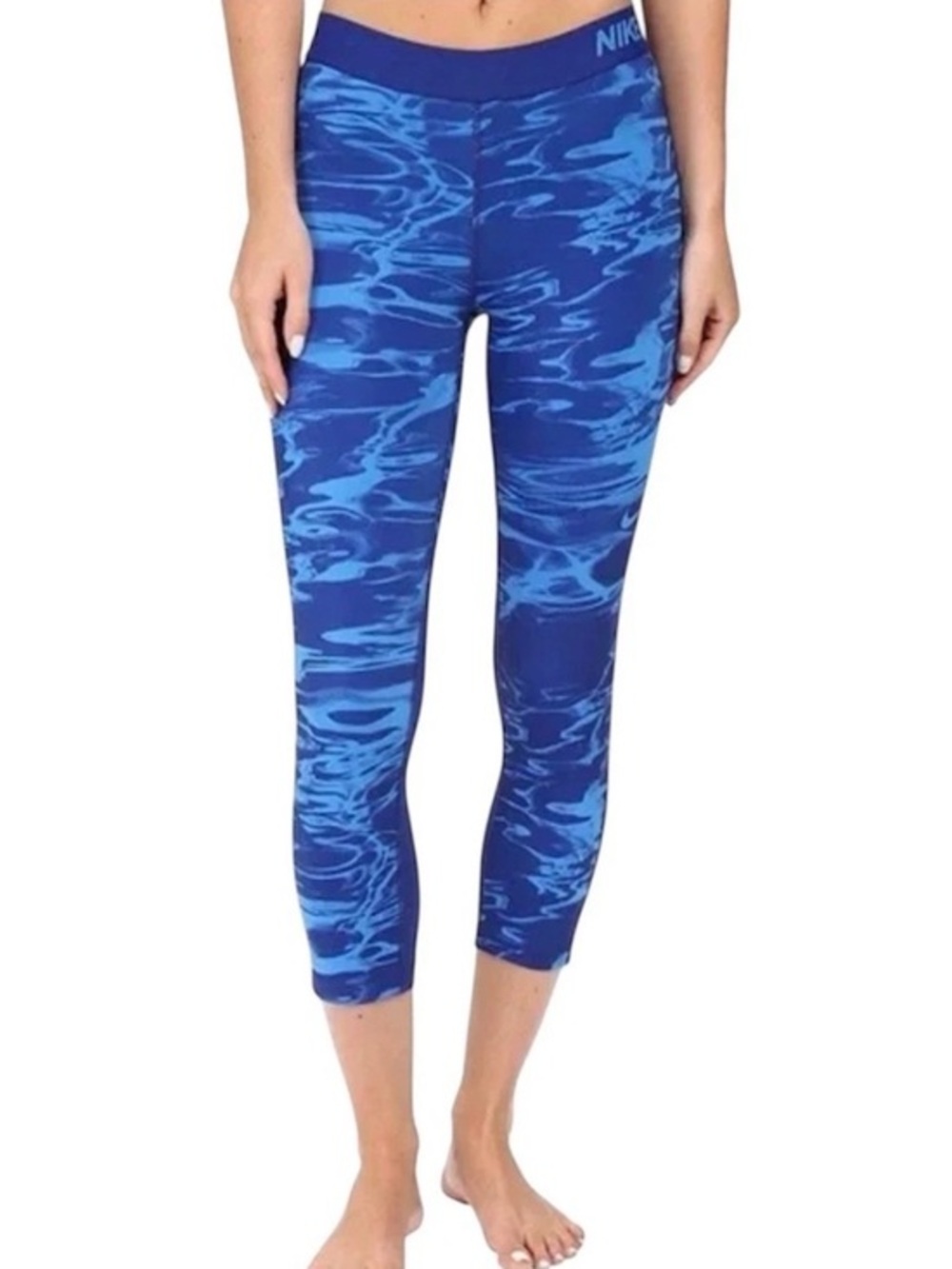 Nike Pro Dri Fit Capri Tie Dye Pool Printed Crop Workout Tights Size Small